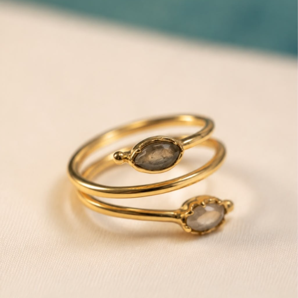 Aura Snake Ring
