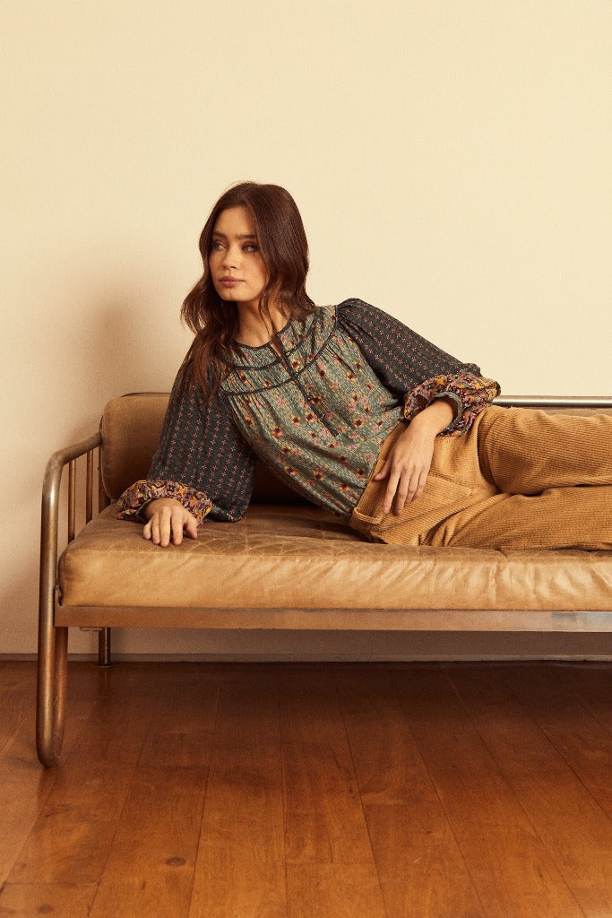 Emery Top
