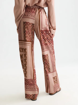 Gia Pull On Pant