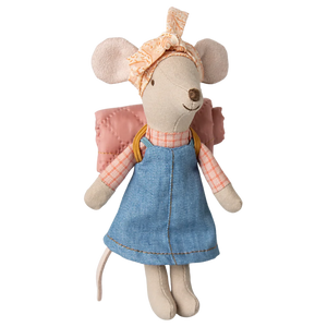 Hiker mouse, Big sister