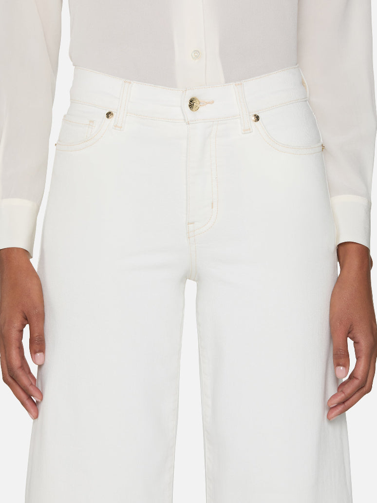 Le Palazzo Crop