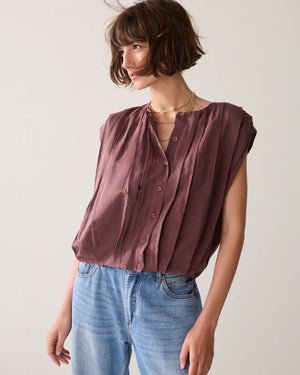 Sleeveless Blouse