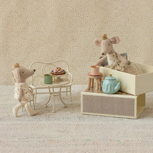 Royal Twins Mice in Box, Little Brother & Sister