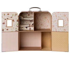 SuitCasa, Little Sister & Brother
