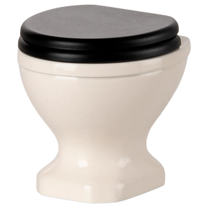 Water Closet, Mouse