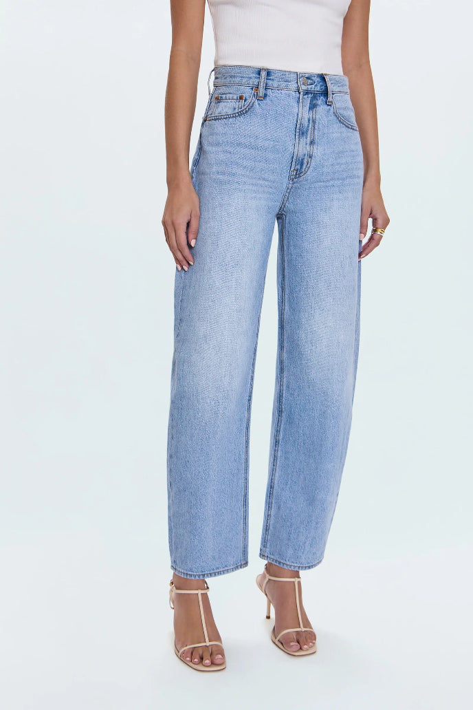 Light blue barrel jeans by Pistola
