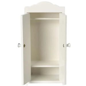Wooden Closet, Mouse