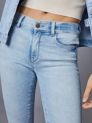 Mara Straight Jeans